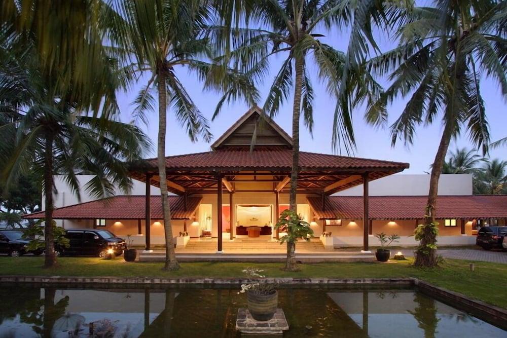 Grand Elty Krakatoa Hotel Kalianda Luaran gambar