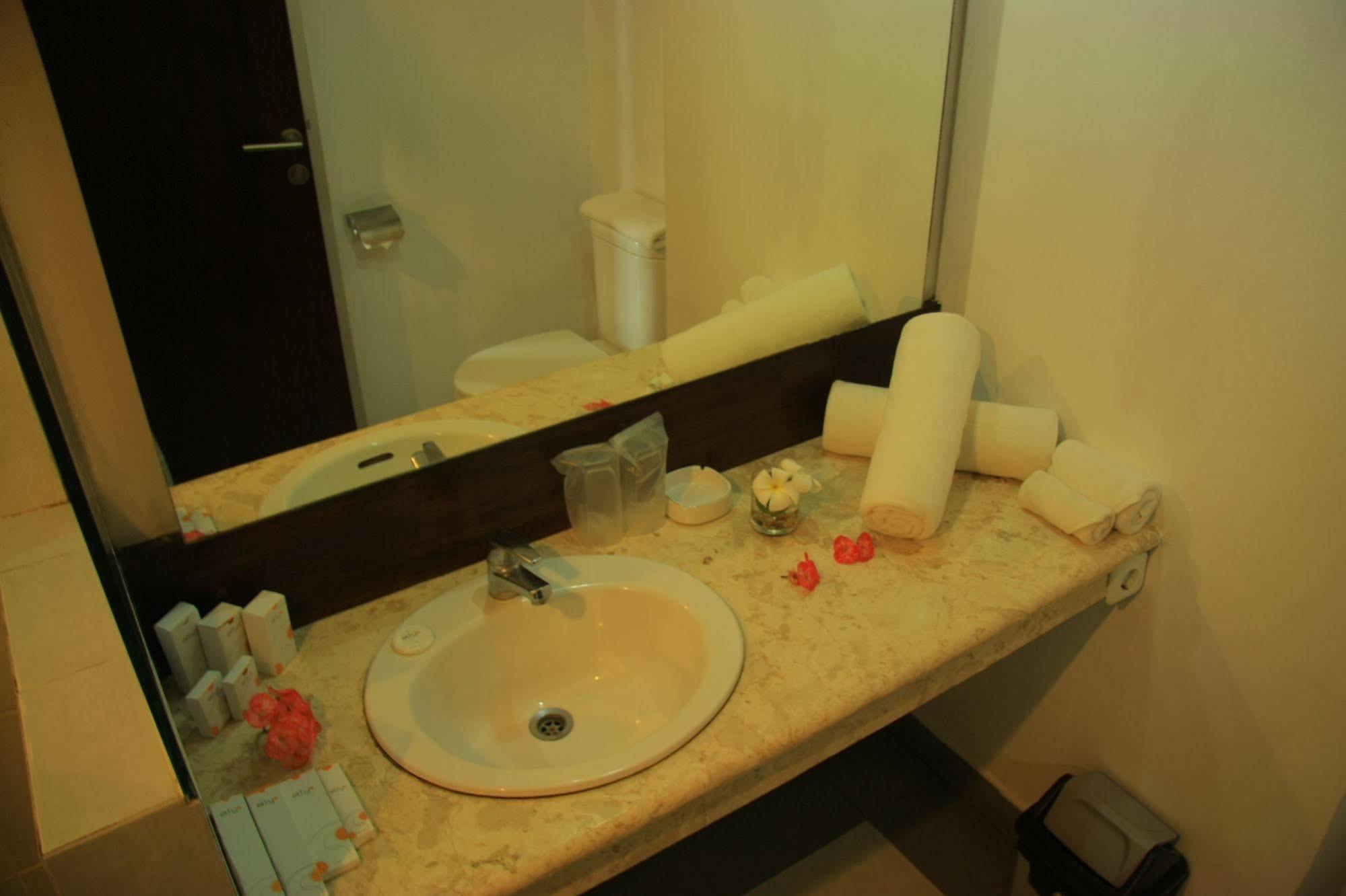 Grand Elty Krakatoa Hotel Kalianda Luaran gambar